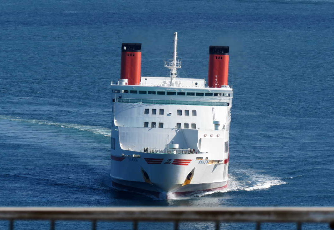 ②顔(2018-126(0828)_2)